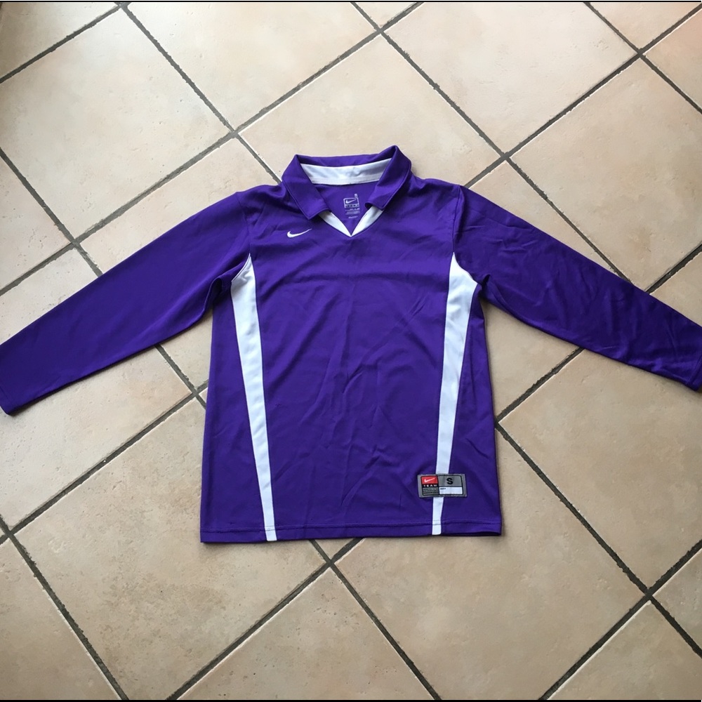 Nike long sleeve dry fit shirt